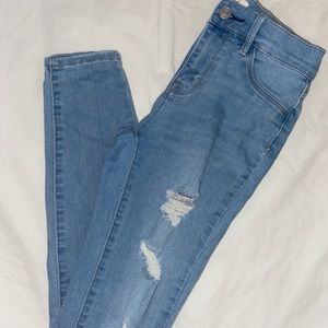 Light wash Pacsun distressed jeggings